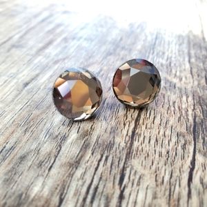 ❤️2/$10 Bronze glass mirrored stud earrings